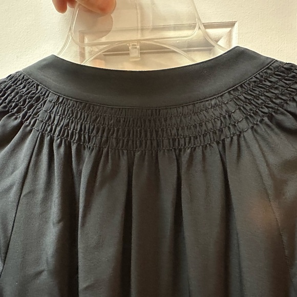 Lilly Pulitzer Black Silk Elsa Blouse XS Like New - Picture 2 of 16